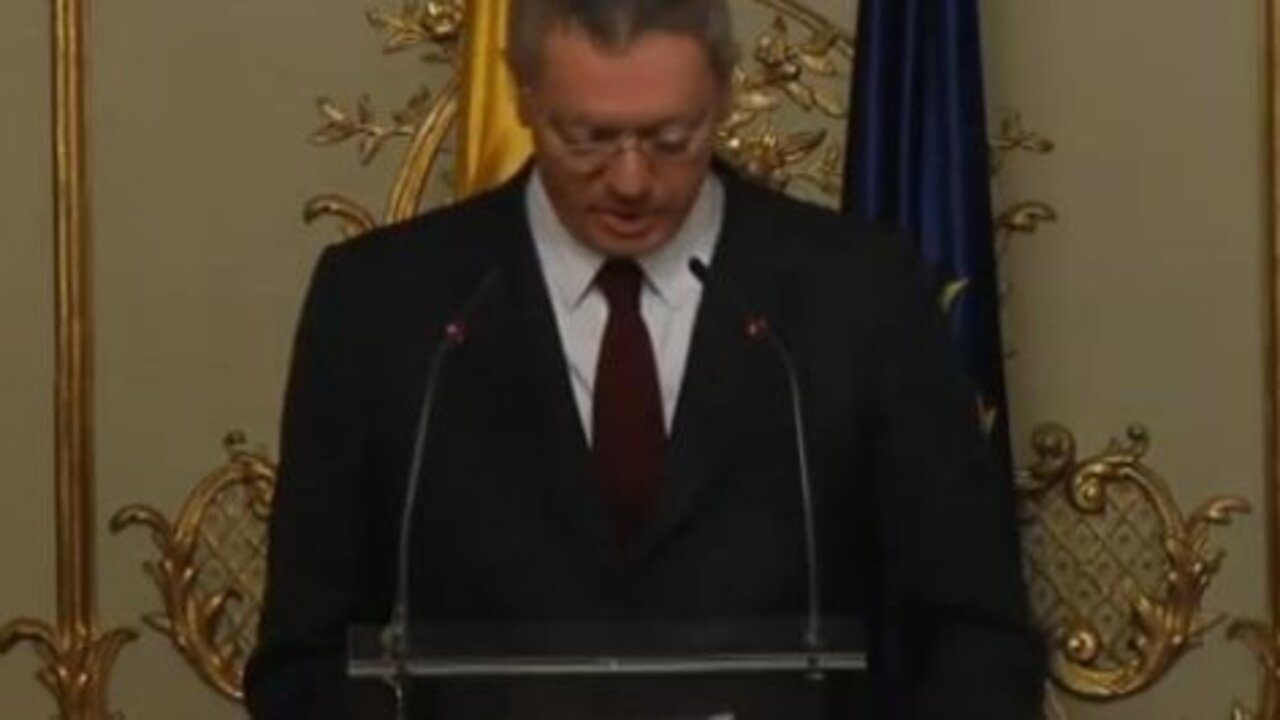 Gallard&oacute;n anuncia su dimisi&oacute;n.