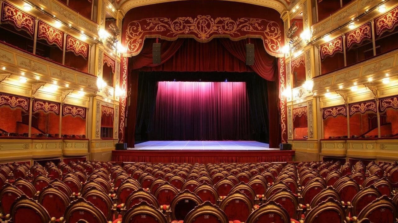 Imagen de un teatro y la platea.