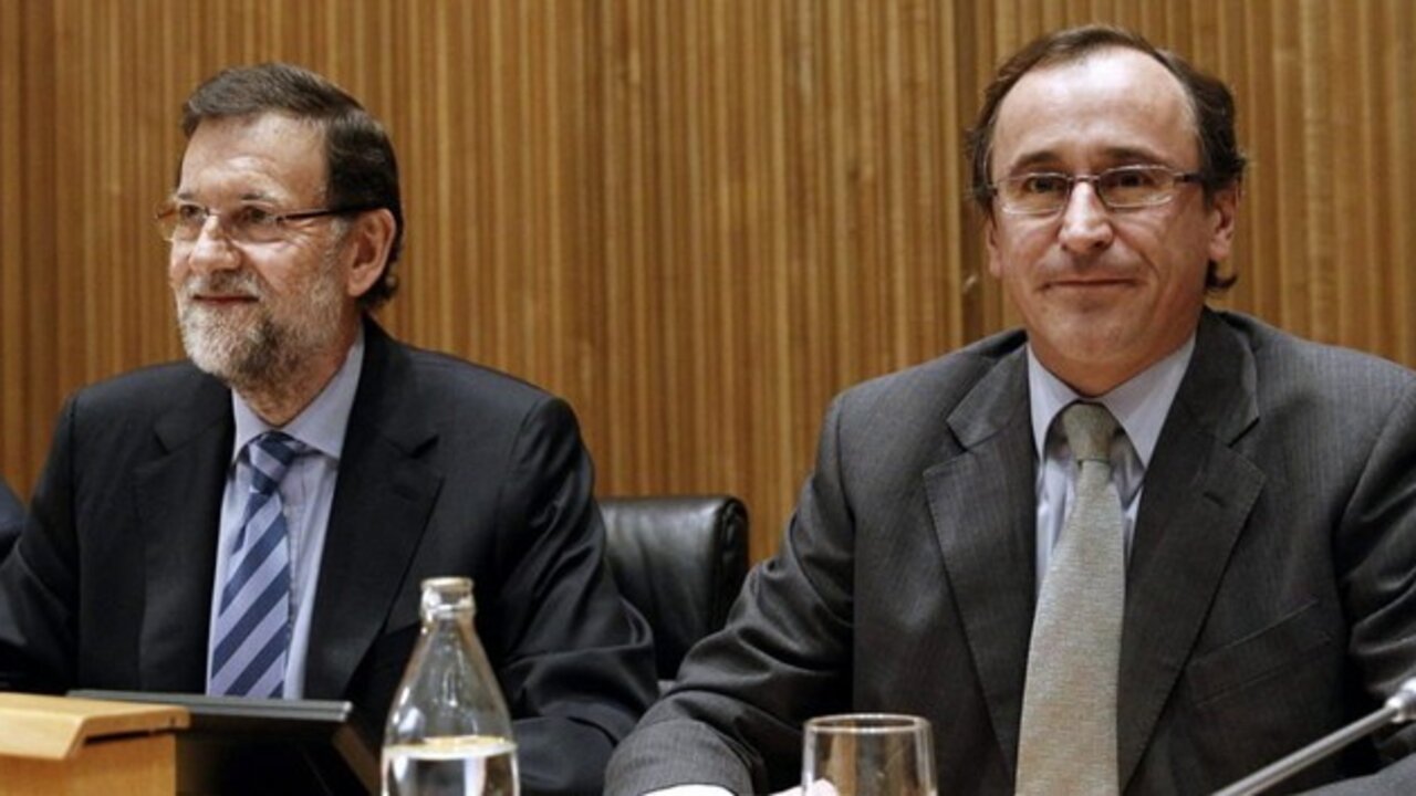 Mariano Rajoy y Alfonso Alonso.