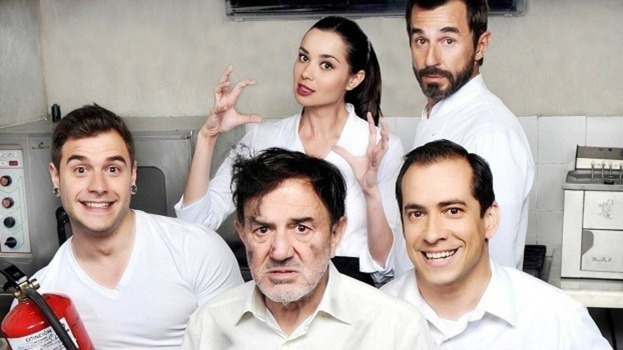 Los actores de 'El chiringuito de Pepe', de 100 Balas.