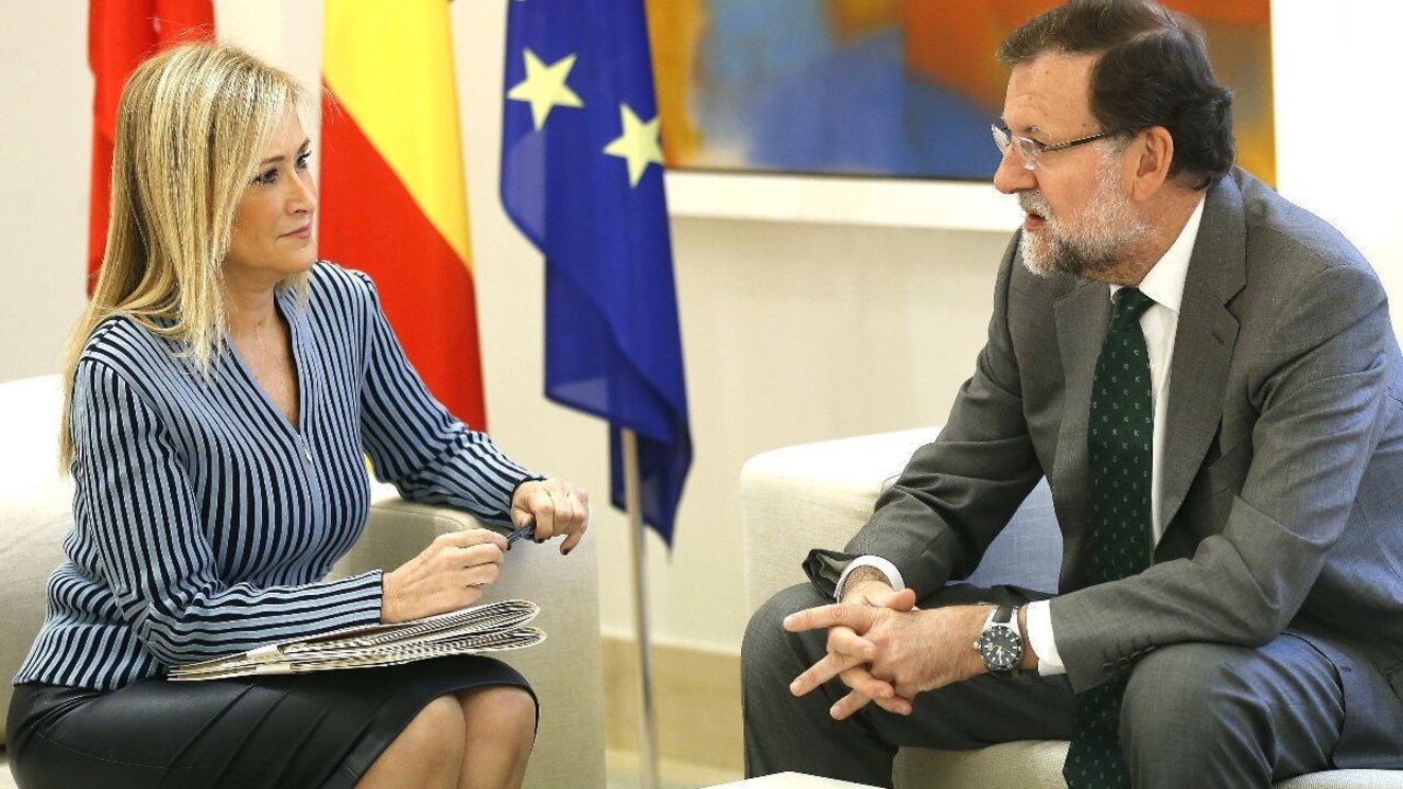 Cristina Cifuentes y Mariano Rajoy (EFE).