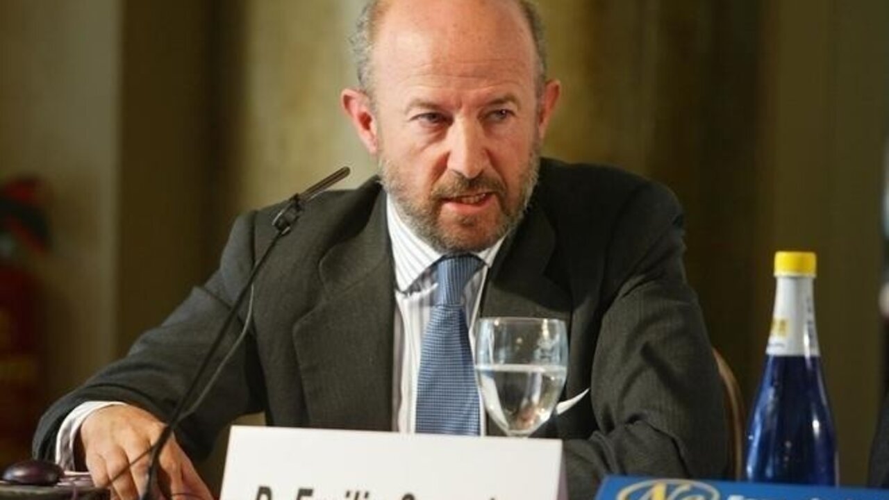 Emilio Saracho.