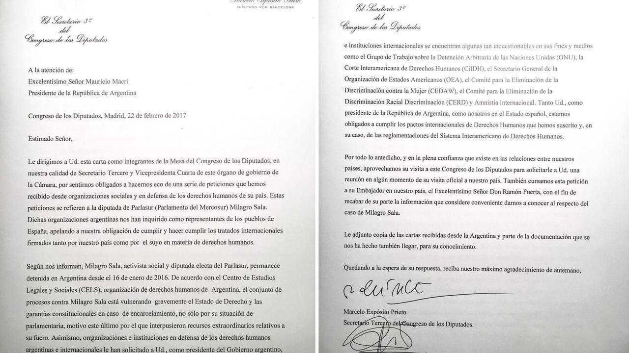 Carta entregada por Podemos a Mauricio Macri.
