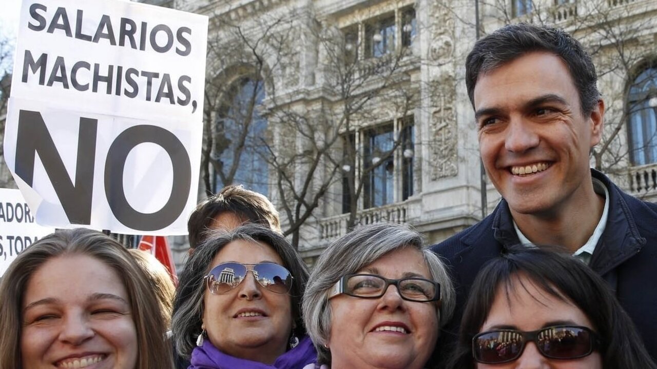 Pedro S&aacute;nchez, en un 8-M cuando era l&iacute;der de la oposici&oacute;n.