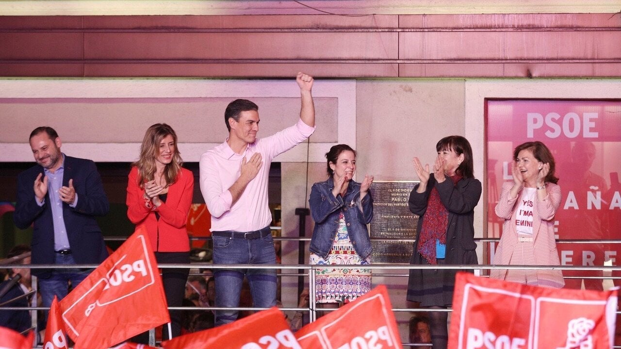 S&aacute;nchez celebra la victoria del PSOE
