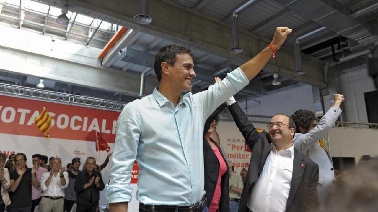 Pedro S&aacute;nchez y Miquel Iceta, en un mitin del PSC.