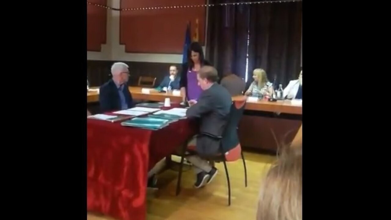 S&iacute;lvia Orriols toma posesi&oacute;n como concejal de Ripoll.