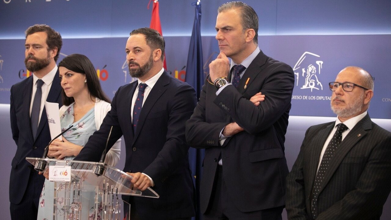 Espinosa de los Monteros, Olona, Abascal, Ortega Smith y Alcaraz explican la querella de Vox contra Zapatero.