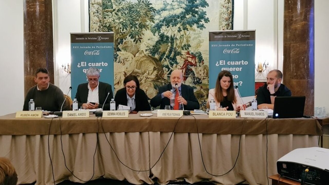 Jos&eacute; F&eacute;lix Tezanos en la XVII jornada nacional de periodismo