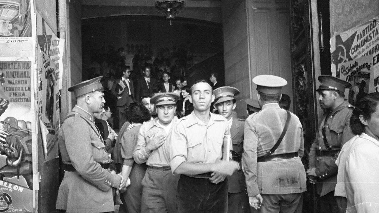 Imagen de Miguel Hern&aacute;ndez de 1937