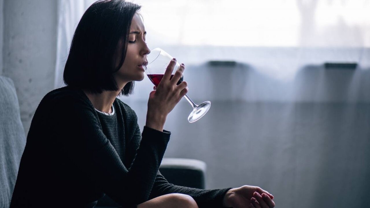 Adicciones-en-cuarentena-el-consumo-no-social-del-alcohol-se-destapa