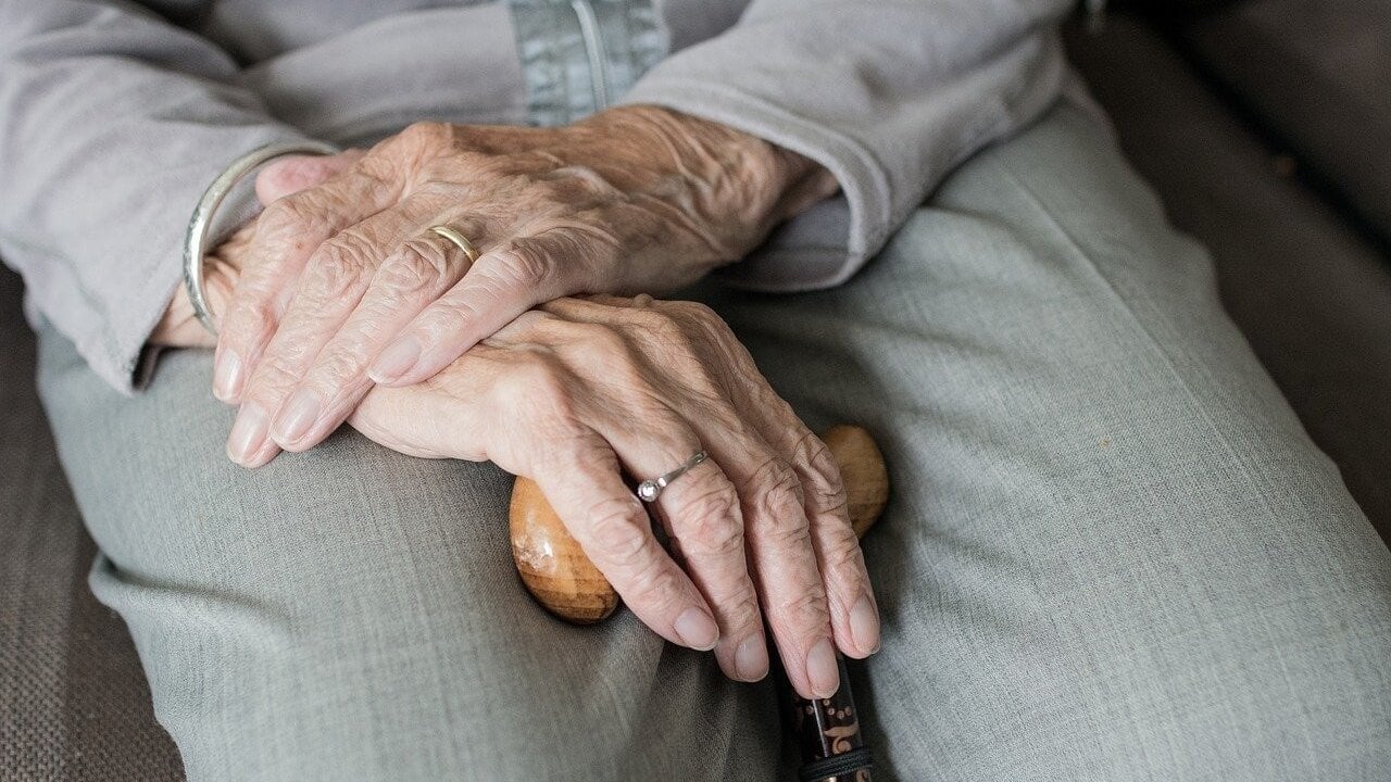 Residencias de ancianos.