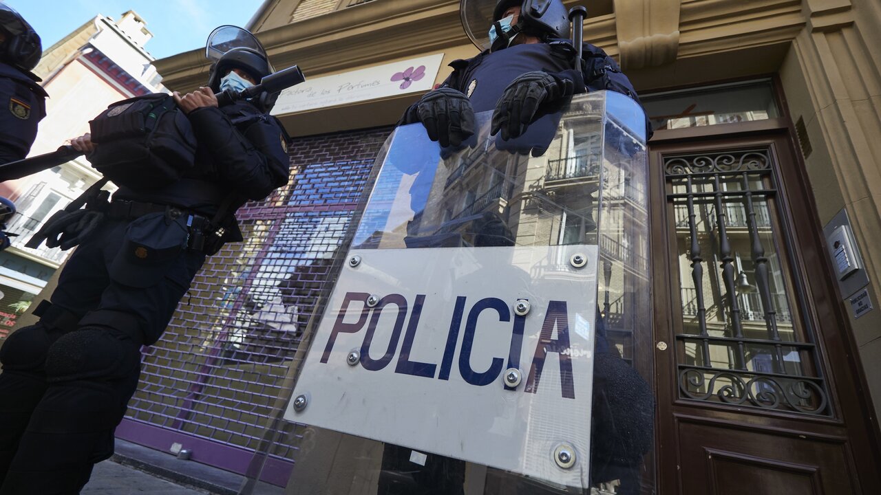 Miembros de la UIP de la Policia Nacional.