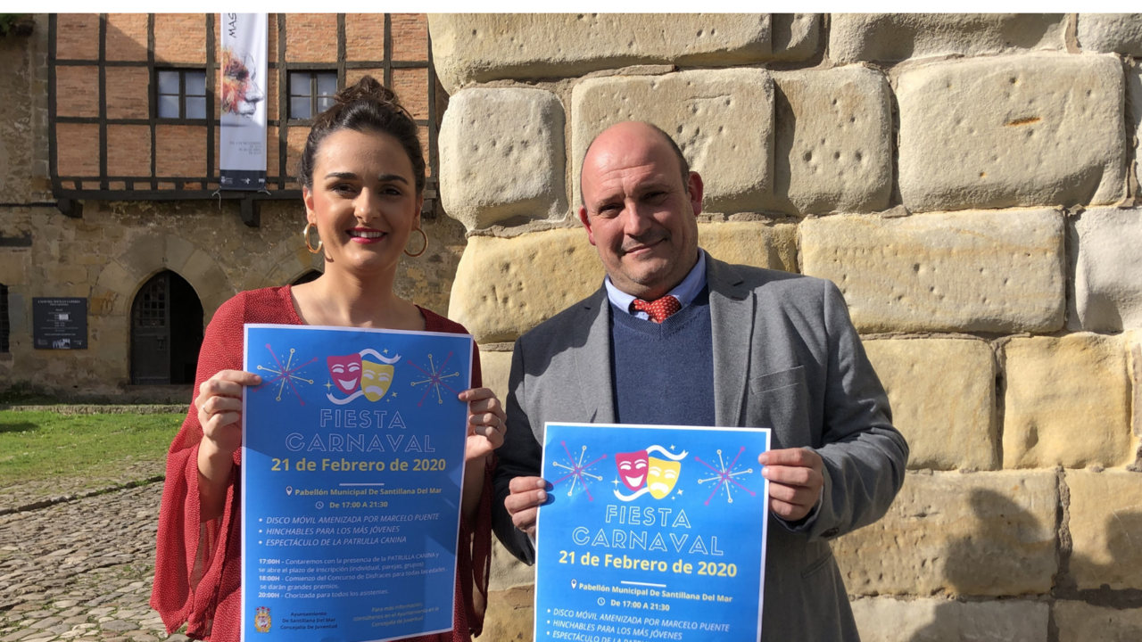El alcalde de Santillana del Mar, &Aacute;ngel Rodr&iacute;guez, y la concejala de Juventud y Festejos, Paula P&eacute;rez.