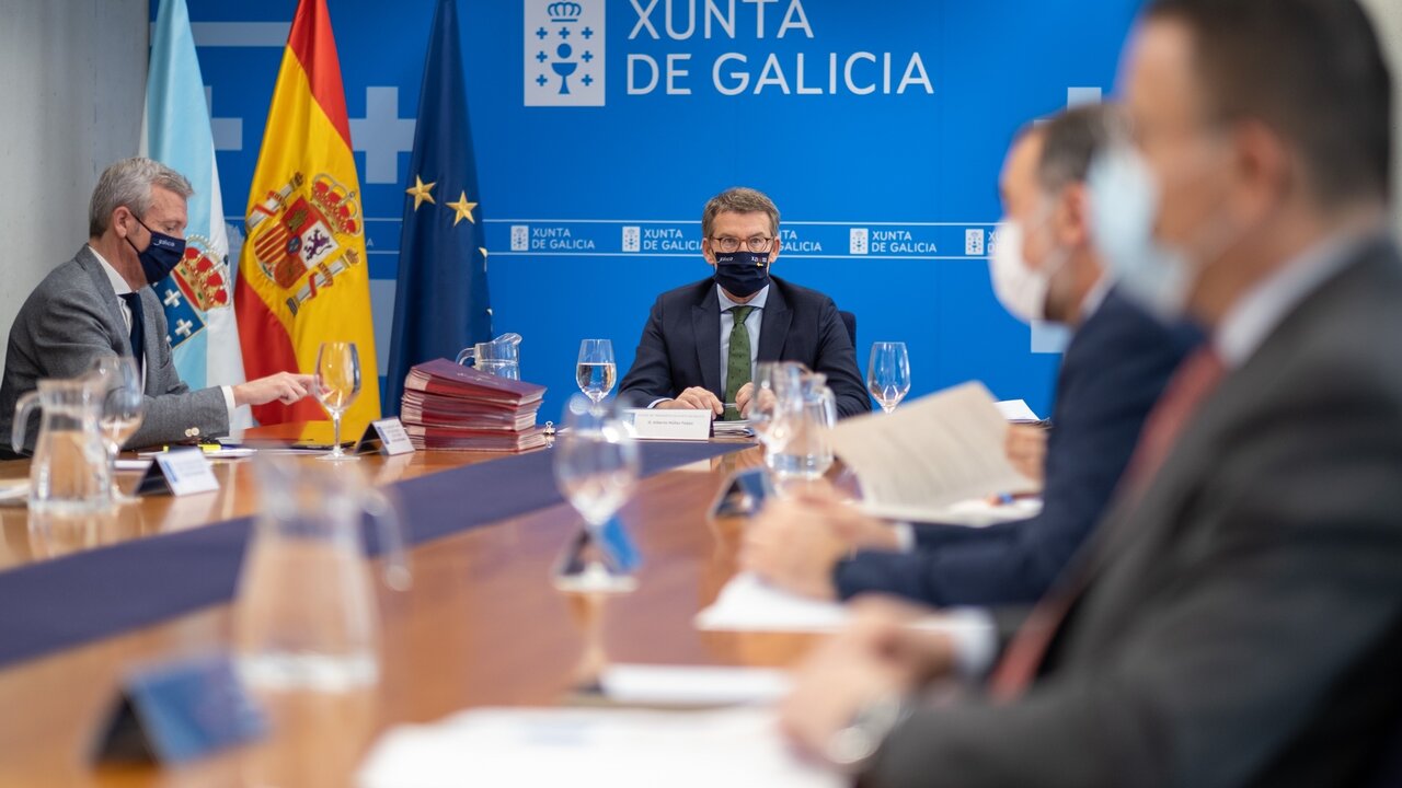 O titular do Goberno galego, Alberto N&uacute;&ntilde;ez Feij&oacute;o, durante a rolda de prensa posterior &aacute; reuni&oacute;n semanal do Consello da Xunta. Delegaci&oacute;n da Xunta en Lugo, 17/03/22.