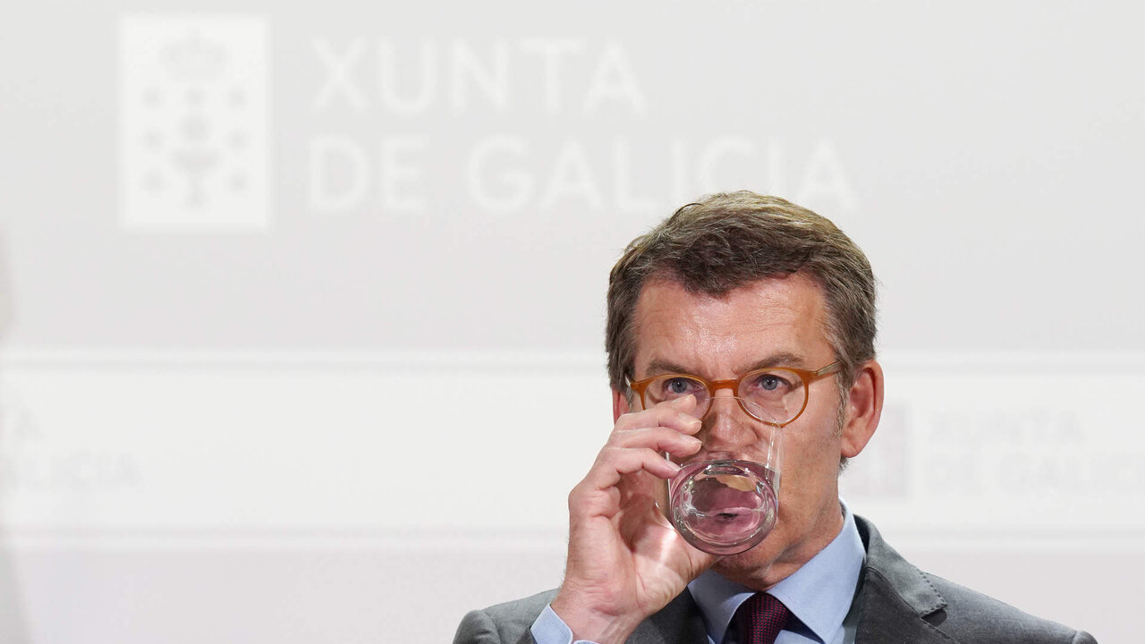 Alberto N&uacute;&ntilde;ez Feij&oacute;o durante su &uacute;ltima rueda prensa al frente de la Xunta de Galicia