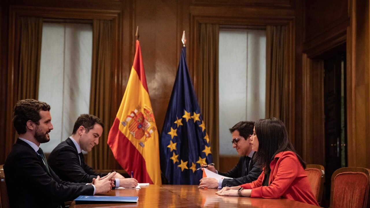 EuropaPress_2657835_reunion_congreso_diputados_presidente_pp_pablo_casado_portavoz