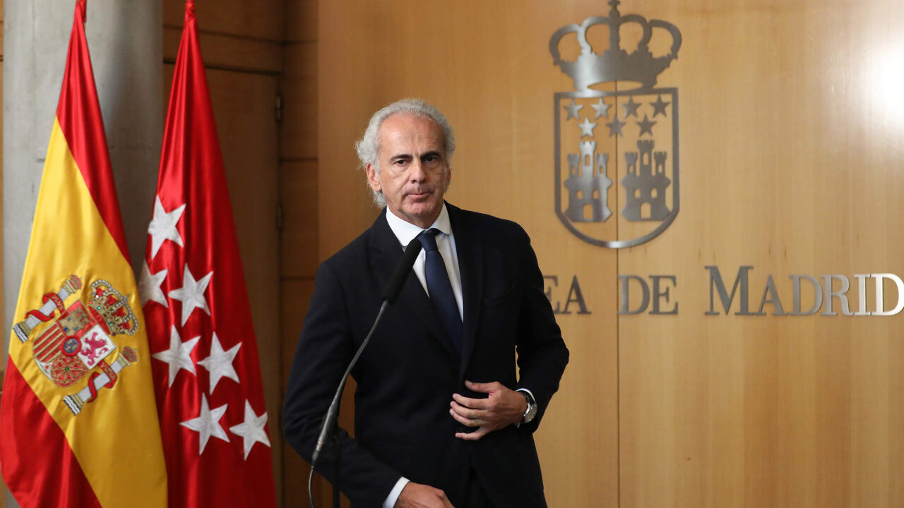 El consejero de Sanidad de la Comunidad de Madrid, Enrique Ruiz Escudero, en una sesi&oacute;n plenaria en la Asamblea de Madrid, a 10 de noviembre de 2022, en Madrid (Espa&ntilde;a).