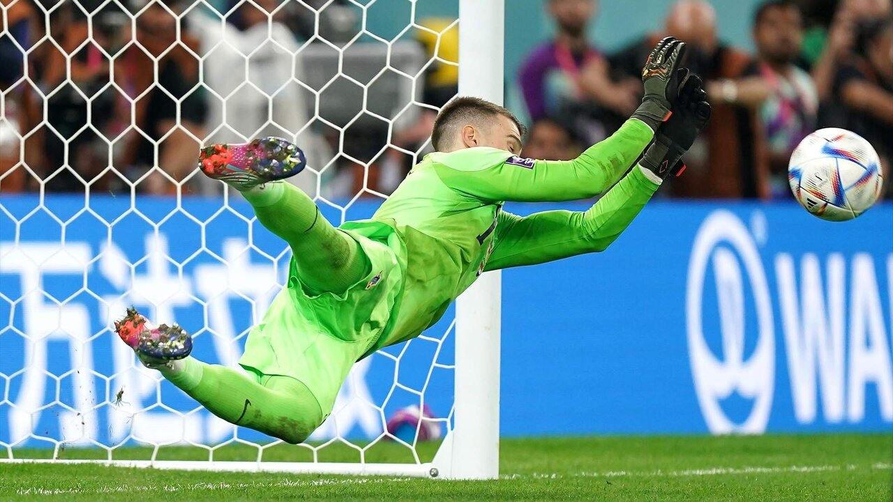 El portero Croata, Dominik Livakovic. Tiene 27 a&ntilde;os, juega en el Dinamo Zagreb y es el h&eacute;roe del Mundial: otra vez decisivo en la tanda de penaltis