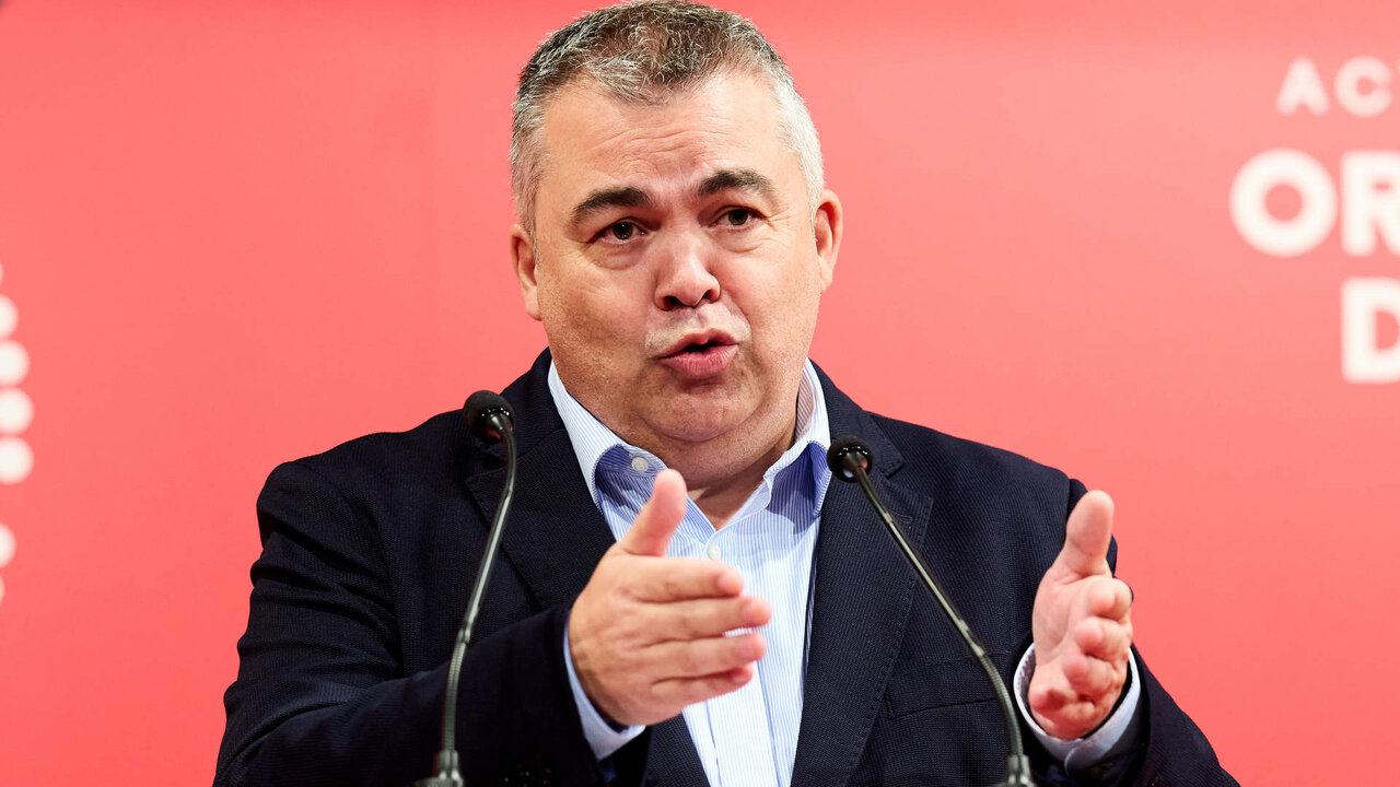 El secretario de Organizaci&oacute;n del PSOE, Santos Cerd&aacute;n, en una imagen de archivo durante una rueda de prensa en Ferraz.