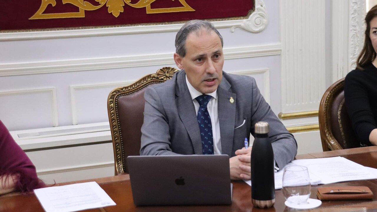 El decano del Colegio de la Abogac&iacute;a de Madrid, Eugenio Rib&oacute;n