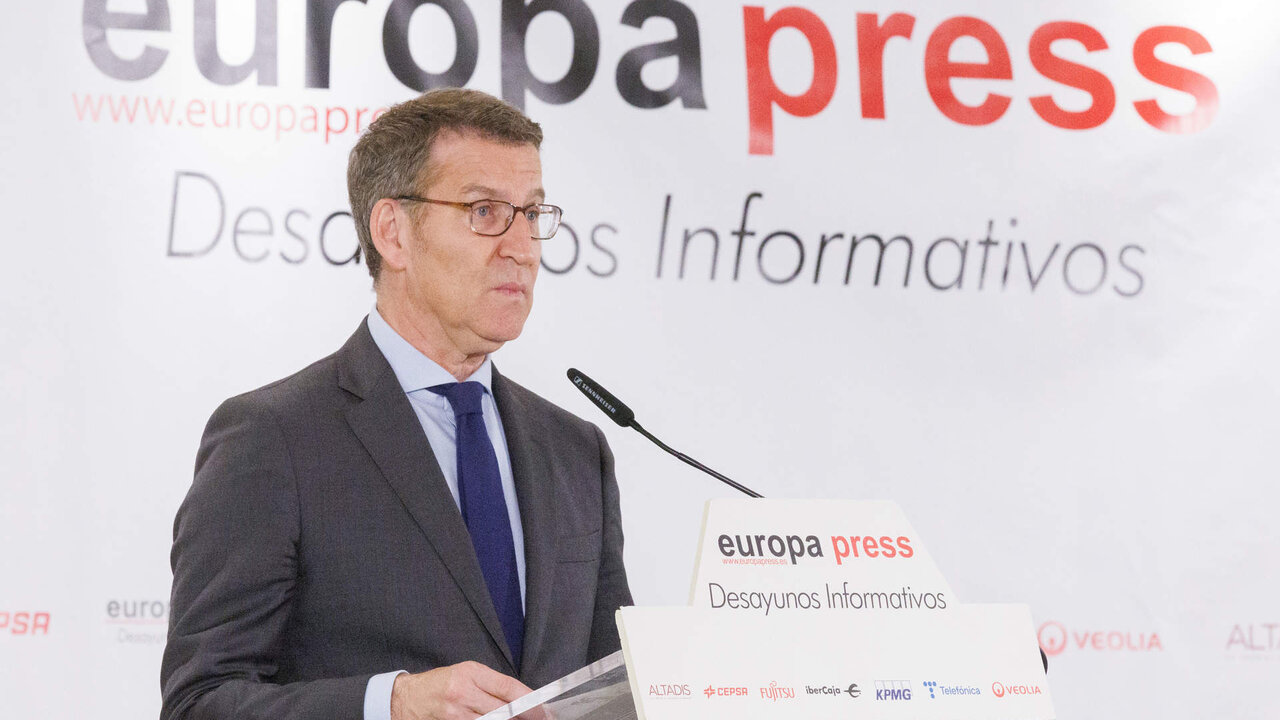 El presidente del PP, Alberto N&uacute;&ntilde;ez Feij&oacute;o, interviene durante un desayuno informativo de Europa Press, en el Hyatt Regency Hesperia Madrid, a 14 de marzo de 2023.