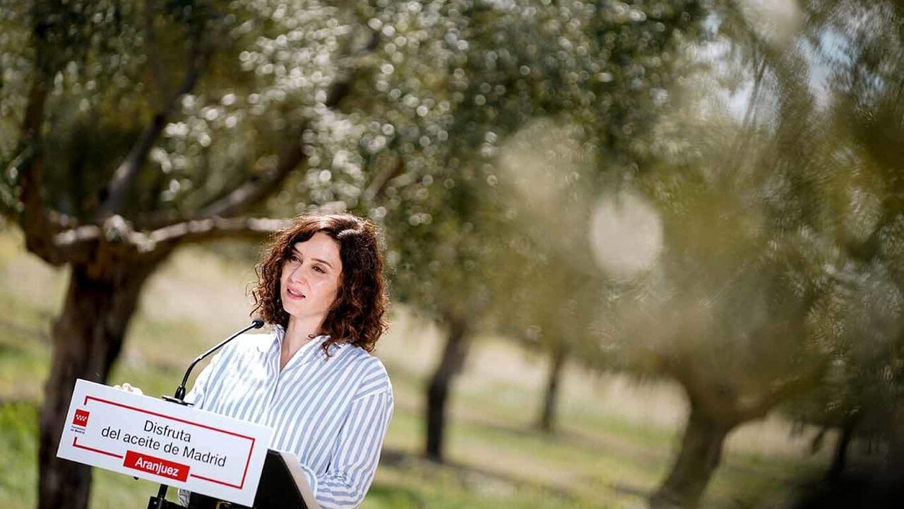 D&Iacute;AZ AYUSO PARTICIPA EN EL TALLER CONOCE Y DISFRUTA DEL ACEITE DE MADRID CON NI&Ntilde;OS DE PRIMARIA 

