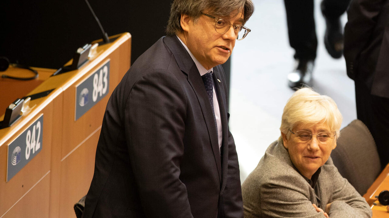 L'eurod&eacute;put&eacute; Carles Puigdemont dans l'h&eacute;micycle du parlement europ&eacute;en.