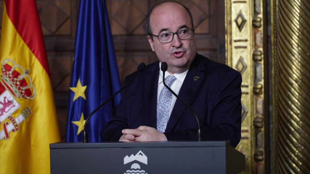El ministro de Cultura y Deportes, Miquel Iceta, en N&aacute;jera (La Rioja).