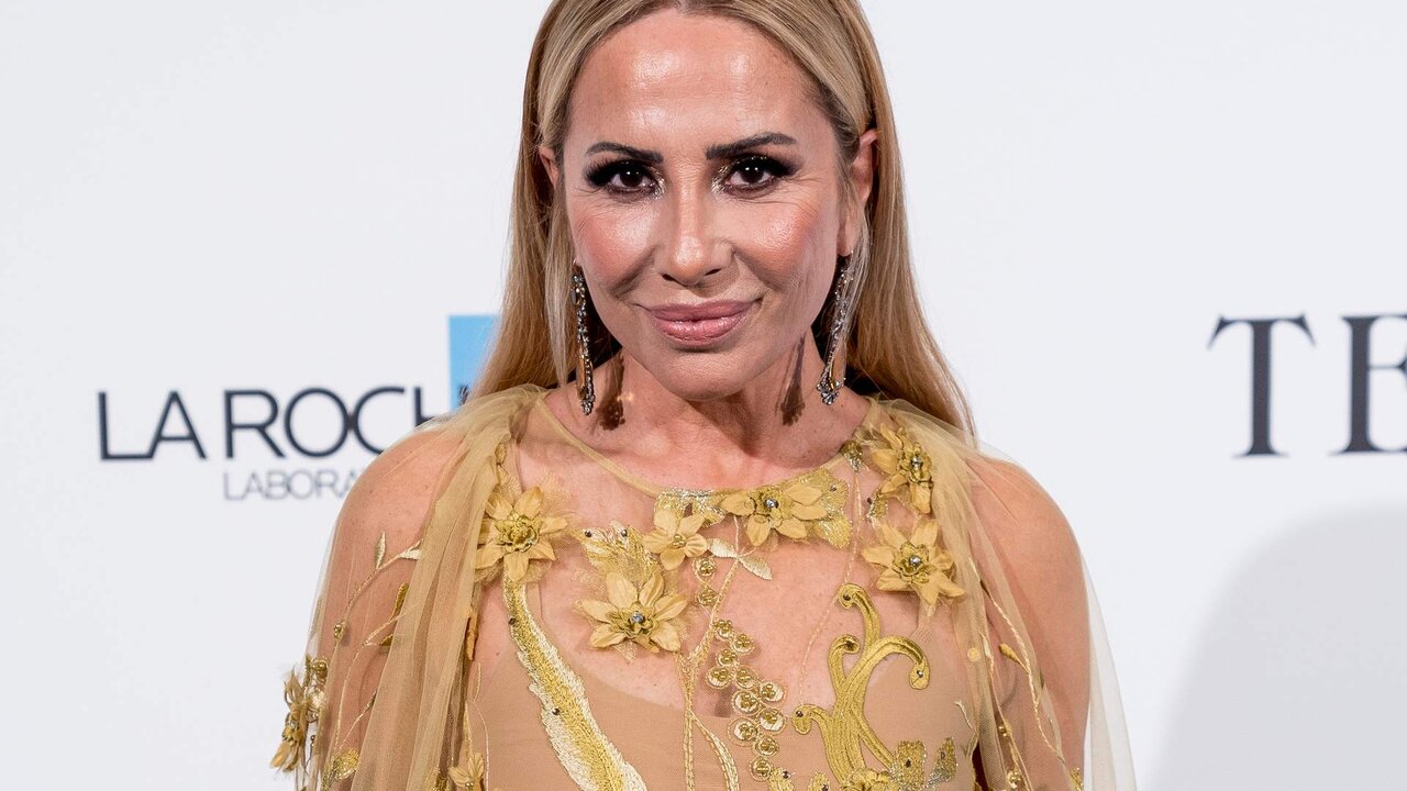 La cantante Marta S&aacute;nchez durante la gala ben&eacute;fica Fight With Care, en el Museo Nacional Thyssen-Bornemisza, a 8 de junio de 2023, en Madrid (Espa&ntilde;a). La revista TELVA, junto a La Roche-Posay, celebra la gala ben&eacute;fica Fight With Ware con el objetivo de recaudar fondos que ir&aacute;n destinados al Grupo Espa&ntilde;ol de Pacientes con C&aacute;ncer (GEPAC).
08 JUNIO 2023;GALA;BEN&Eacute;FICA;PHOTOCALL;FONDOS;C&Aacute;NCER
A. P&eacute;rez Meca / Europa Press
08/6/2023