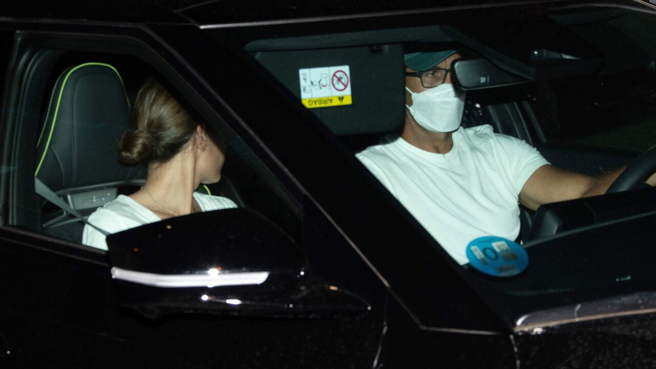 Ana Boyer y Fernando Verdasco salen del hospital Ruber Internacional, a 27 de junio de 2023, en Madrid (Espa&ntilde;a)