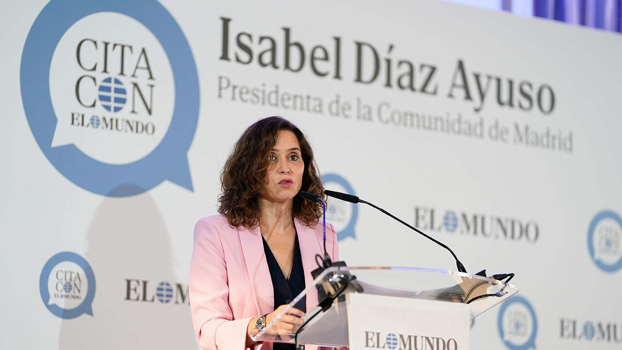 La presidenta de la Comunidad de Madrid, Isabel D&iacute;az Ayuso, interviene durante el encuentro informativo de las "Citas con El Mundo" que organiza Unidad Editorial, en el Hotel Westin Palace, a 18 de septiembre de 2023, en Madrid (Espa&ntilde;a).
