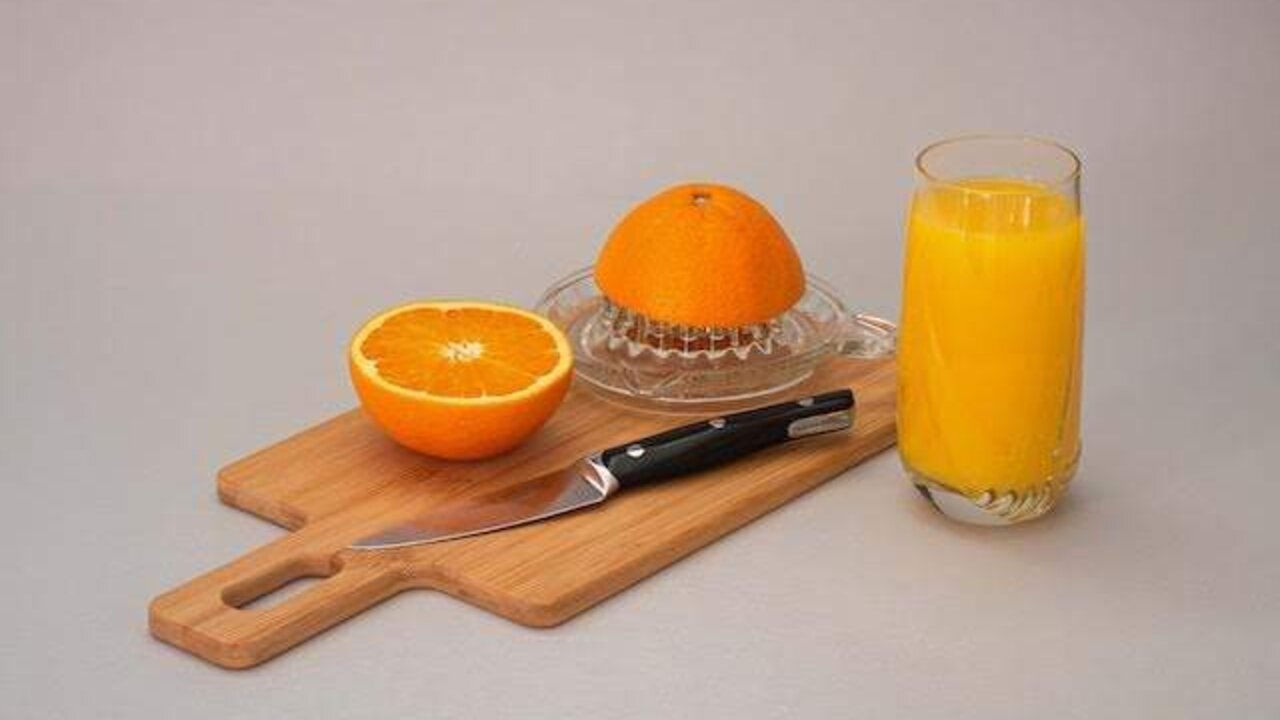El zumo de naranja y sus efectos beneficiosos para la salud seg&uacute;n la ciencia.