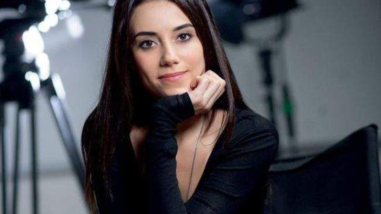 El cambio de Cansu Dere: Antes y despu&eacute;s.
