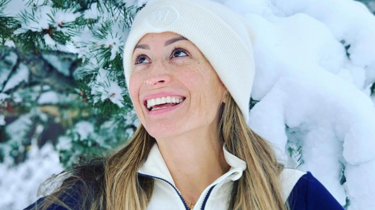 La nueva vida de Rebecca Loos, la examante de Beckham: yoga, naturaleza y monta&ntilde;as.