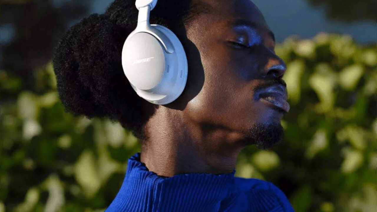 Bose QuietComfort Ultra: realidad espacial solo para tus o&iacute;dos.