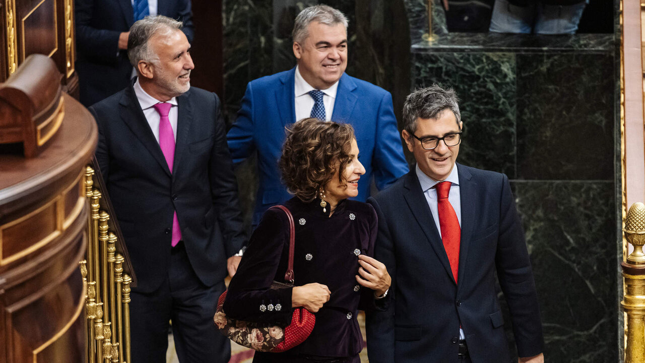 (I-D) El ministro de Pol&iacute;tica Territorial, &Aacute;ngel V&iacute;ctor Torres; el secretario de Organizaci&oacute;n del Partido Socialista, Santos Cerd&aacute;n; la vicepresidenta cuarta y 'n&uacute;mero dos' del PSOE, Mar&iacute;a Jes&uacute;s Montero, y el ministro de la Presidencia, F&eacute;lix Bola&ntilde;os.