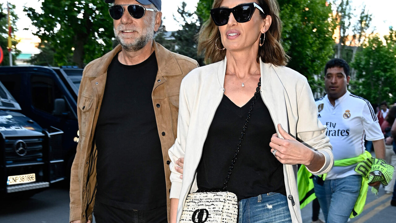 Nieves &Aacute;lvarez y Bill Saad llegan al Santiago Bernabeu para asistir a la semifinal de la Champions League de f&uacute;tbol entre el Real Madrid y el Bayern de Munich, a 8 de mayo de 2024, en Madrid (Espa&ntilde;a)