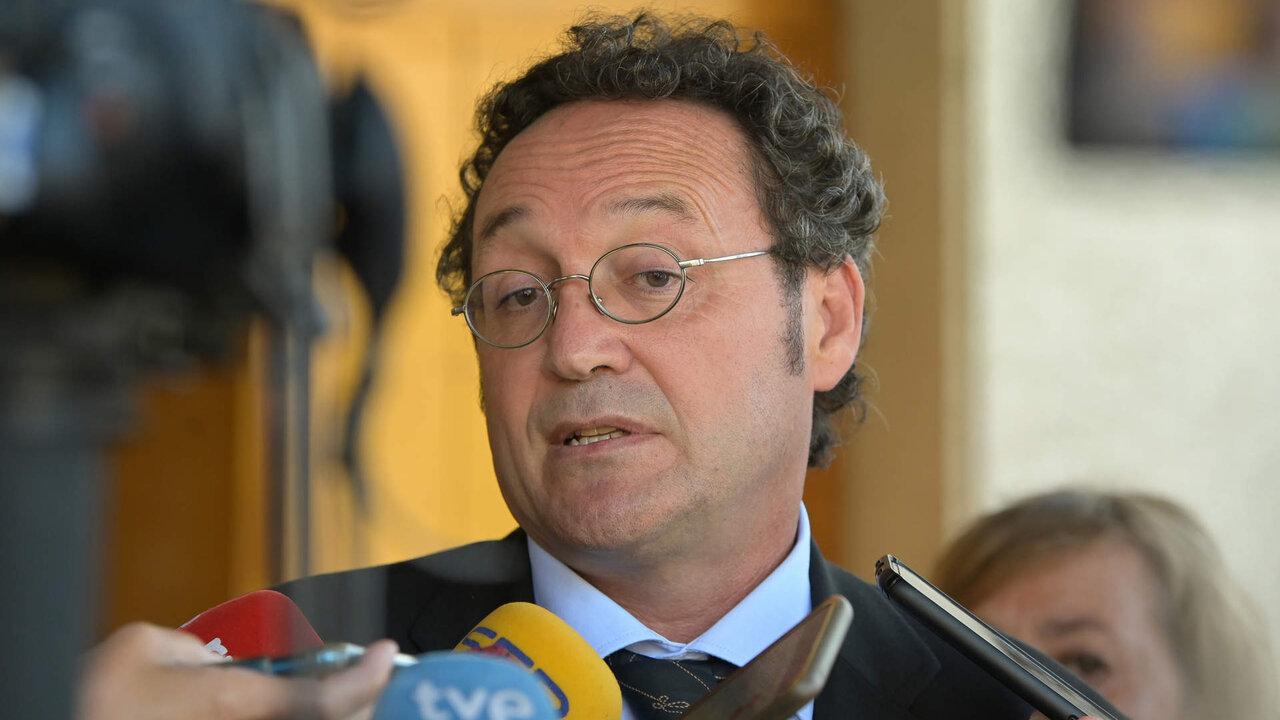 Bergondo (A Coru&ntilde;a).
El fiscal General del Estado, &Aacute;lvaro Garc&iacute;a Ortiz (foto), atiende a los medios antes del inicio de la Junta General de la Fiscal&iacute;a Especial Antidroga
19/09/2022
Foto: M. Dylan / Europa Press