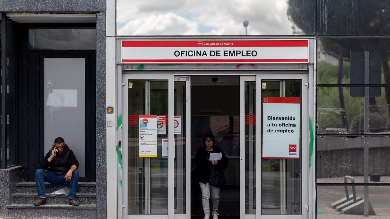 Entrada a una oficina de empleo de Madrid. Imagen de archivo