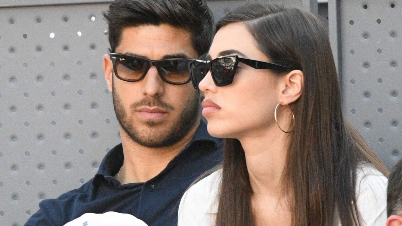 Marco Asensio y su novia, Sandra Garal en el partido de Rafa Nadal contra Carlos Alcaraz en el Mutua Madrid Open, a 06 de mayo de 2022, en Madrid (Espa&Atilde;&plusmn;a).

MUTUA MADRID OPEN;RAFA NADAL;PARTIDO;TENIS;CARLOS ALCARAZ

Jos&Atilde;&copy; Oliva / Europa Press

(Foto de ARCHIVO)

06/5/2022