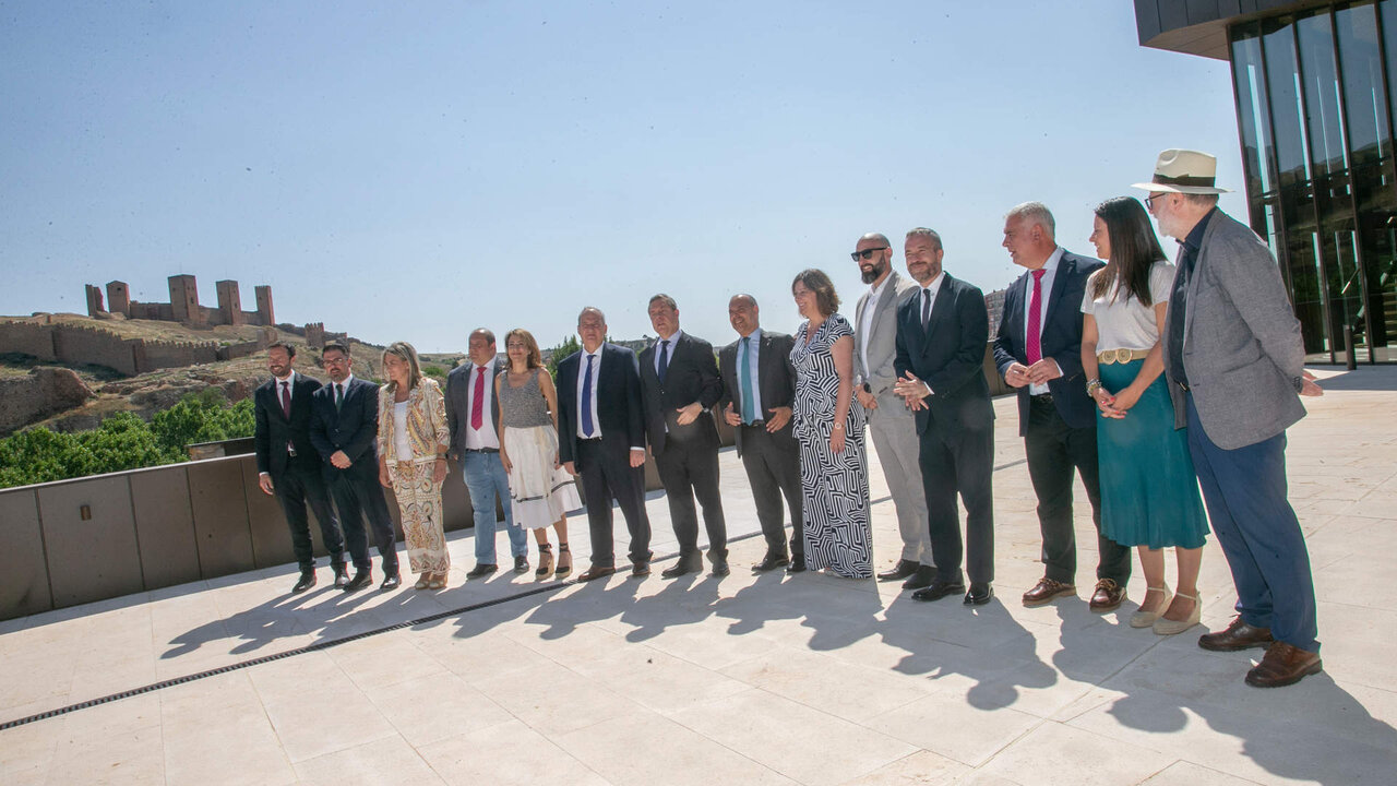 Molina de Arag&oacute;n (Guadalajara), 5 de julio de 2024.- El presidente regional, Emiliano Garc&iacute;a-Page, ha asistido al acto de entrega del nuevo Parador de Turismo de Molina de Arag&oacute;n a Paradores. (Fotos: A. P&eacute;rez Herrera // JCCM)
Molina de Arag&oacute;n (Guadalajara), 5 de julio de 2024.- El presidente regional, Emiliano Garc&iacute;a-Page, ha asistido al acto de entrega del nuevo Parador de Turismo de Molina de Arag&oacute;n a Paradores. (Fotos: A. P&eacute;rez Herrera // JCCM)