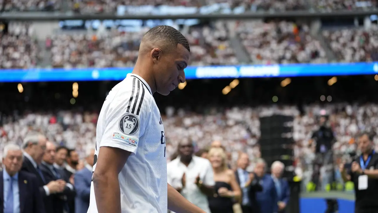 El delantero francés Kylian Mbappe en su presentación como jugador del Real Madrid.