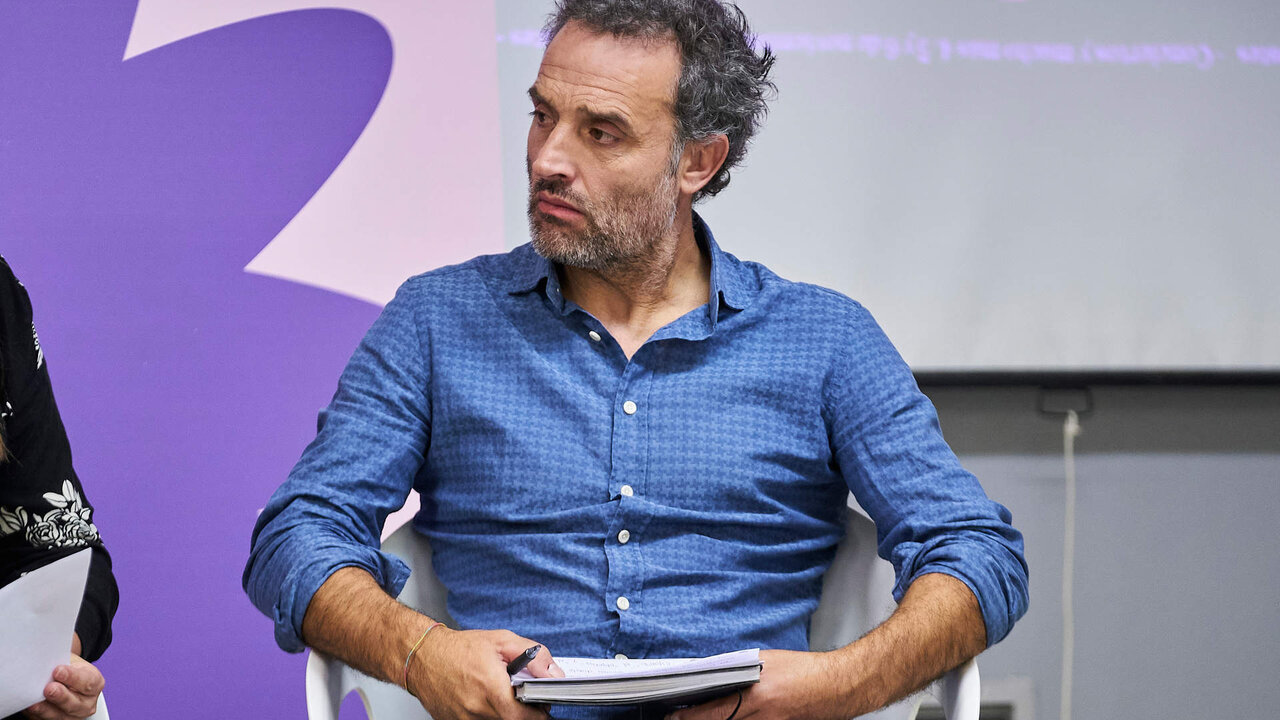 Guzm&aacute;n critica toldos en Puerta del Sol.