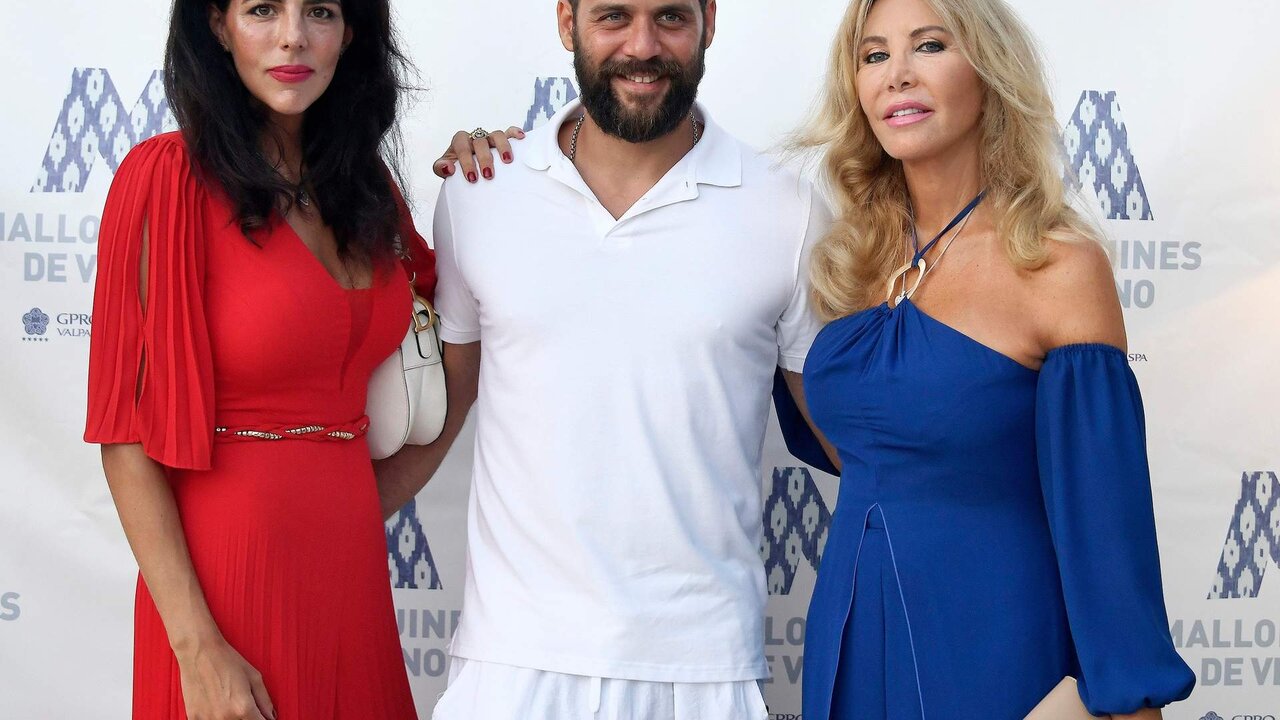 Yelko Ostarcevic y Norma Duval durante la X edici&oacute;n de Mallorquines de Verano, a 13 de agosto de 2024, en Mallorca (Espa&ntilde;a).
FAMOSOS;MALLORQUINES DE VERANO;FAMOSOS
JOAN LLADO / JOAN LLADO
13/8/2024