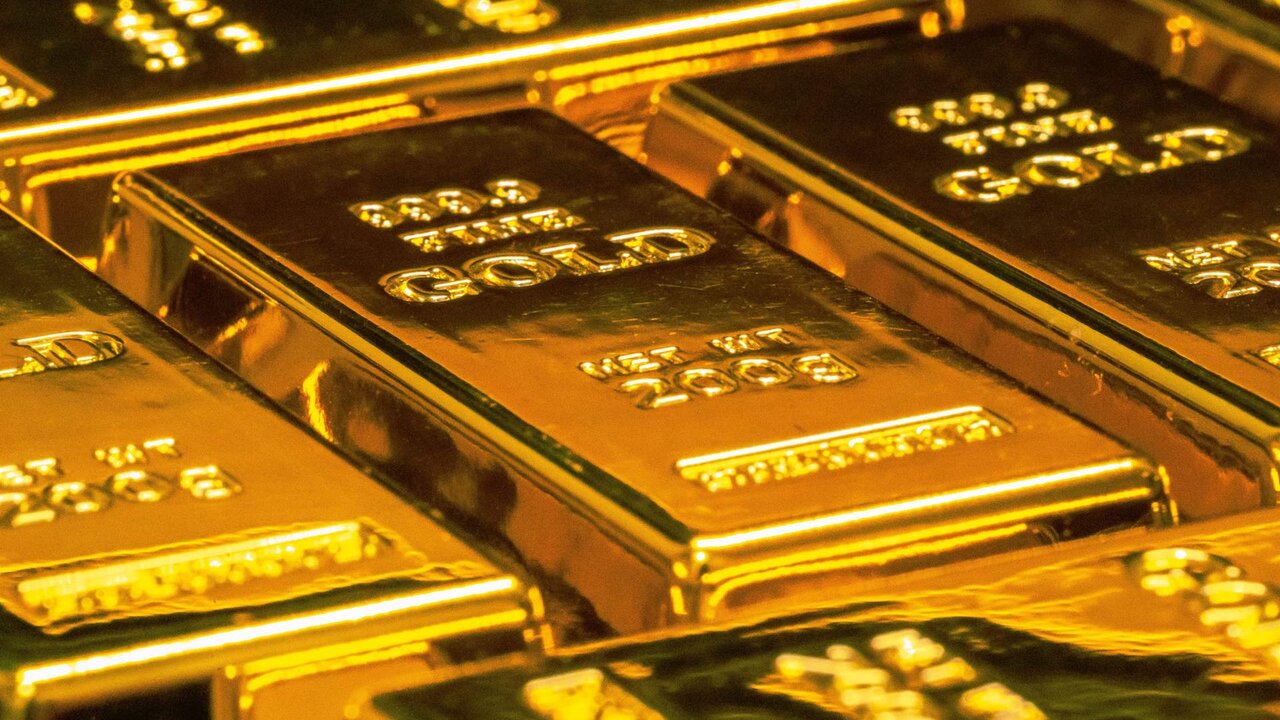 El oro supera al d&oacute;lar en reservas