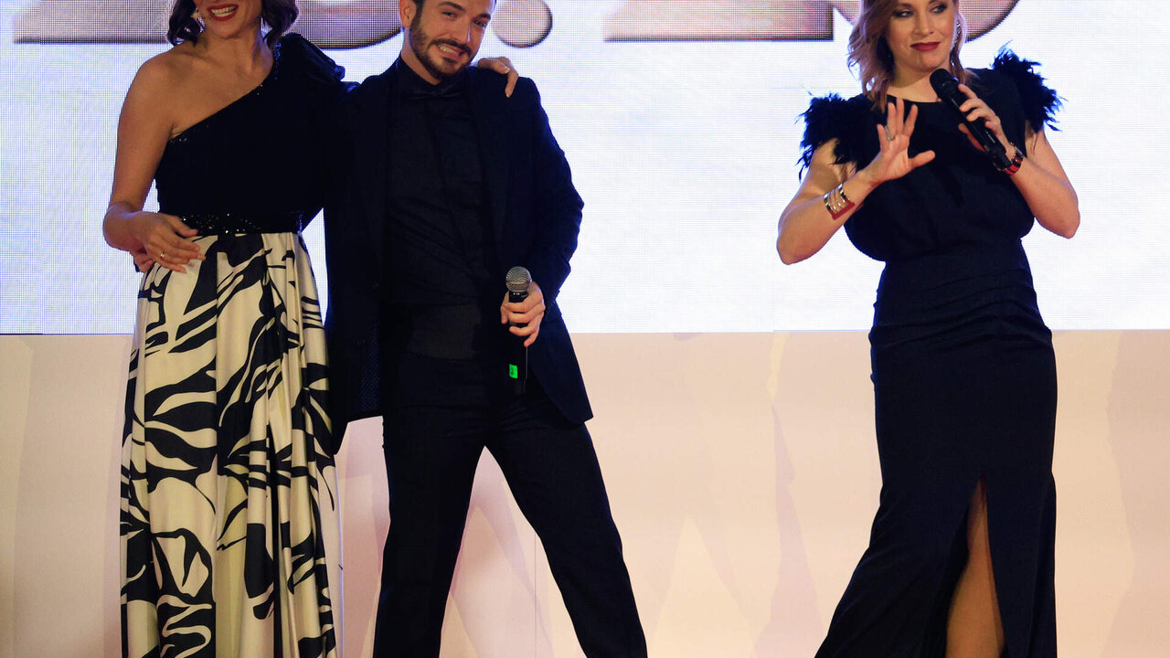 (Foto de ARCHIVO)
Leire Mart&iacute;nez presenta el desfile de moda nupcial Pasarela 20.20. en el Auditorio Baluarte junto a Irene Villa a 18 de Octubre de 2024 en Pamplona (Espa&ntilde;a).

Manuel Pinilla Cruces
LEIRE MARTINEZ;MODA NUPCIAL;EVENTO
18/10/2024