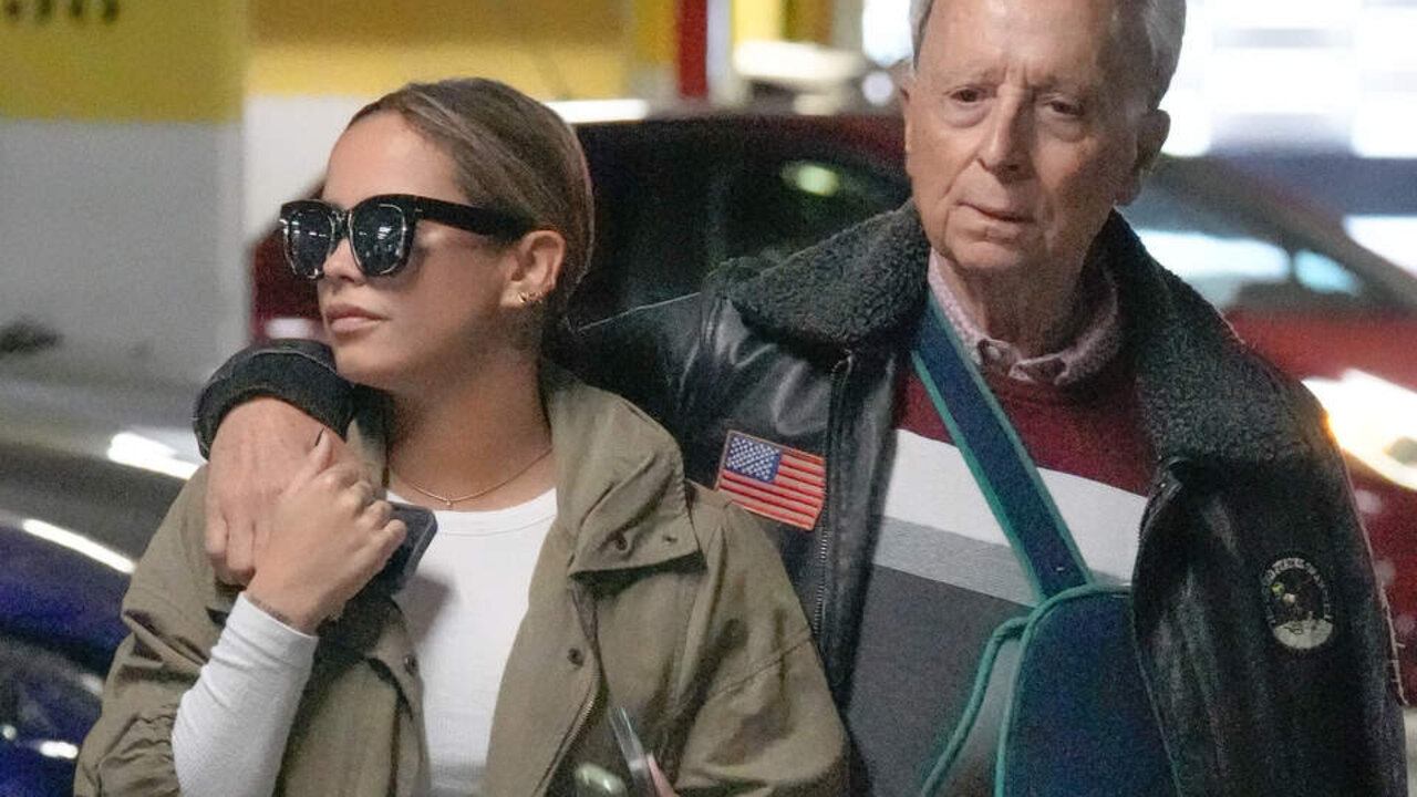 Jos&eacute; Ortega Cano acude al m&eacute;dico en compa&ntilde;&iacute;a de su hija, Gloria Camila, a 23 de octubre de 2024, en Madrid (Espa&ntilde;a)
