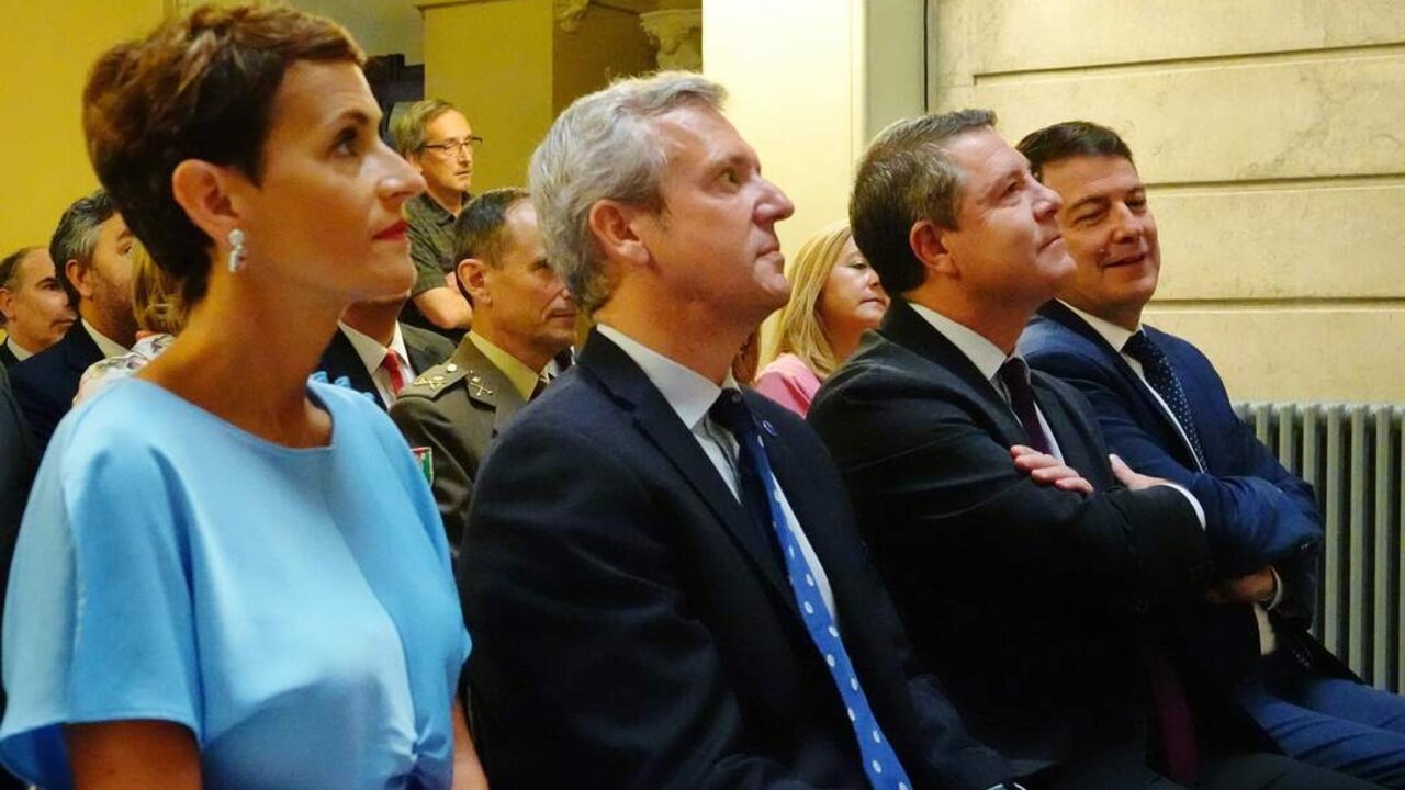 Toma de posesi&oacute;n de Adri&aacute;n Barb&oacute;n como Presidente del Principado, con presencia de otros presidentes auton&oacute;micos y la Ministra Isabel Rodriguez.
27/7/23
Foto Xuan Cueto