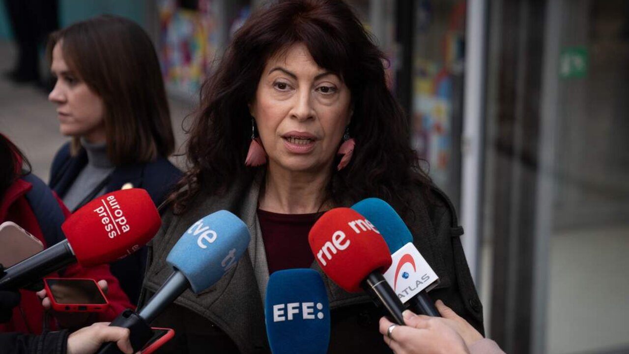 La ministra de Igualdad, Ana Redondo, a su llegada a la apertura del Foro Global de la Unesco contra el Racismo y la Discriminaci&oacute;n, a 10 de diciembre de 2024, en Barcelona, Catalu&ntilde;a.